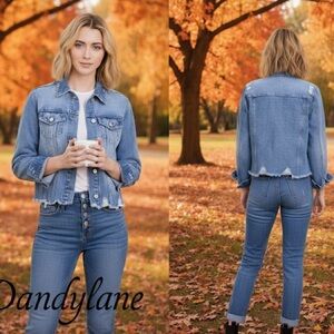 Just USA Distressed Denim Jean Jacket Size Large